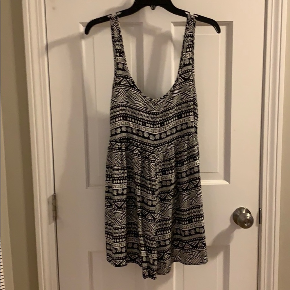 Medium romper black & white